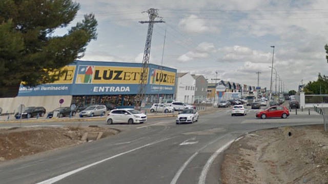 El Polígono Industrial Oeste se renueva: será reasfaltado y tendrá más aceras y farolas
