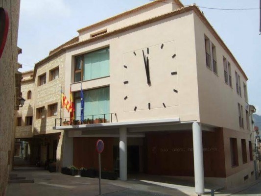 Finestrat adjudica a Ovisa la reurbanización de la avenida Benidorm por un millón de euros