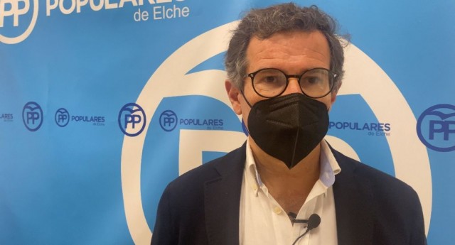 El PP de Elche acusa al bipartito de 