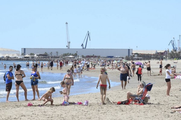 El primer fin de semana sin estado de alarma deja 33 positivos en Castellón pero ningún fallecido