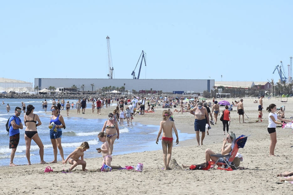 El primer fin de semana sin estado de alarma deja 33 positivos en Castellón pero ningún fallecido