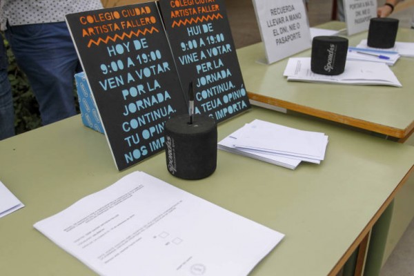Un total de 80 centros de Alicante votan a favor de implantar la jornada continua

