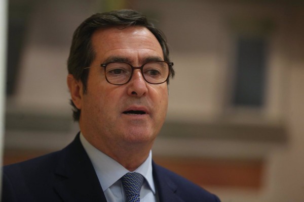 Garamendi defiende prorrogar los ERTE al menos hasta septiembre y con las mismas reglas que ahora