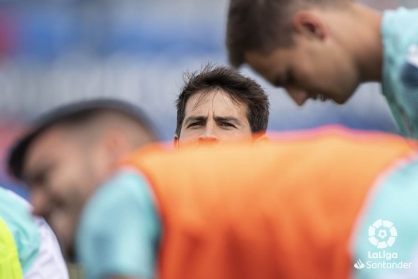 El Levante no sale del escondite