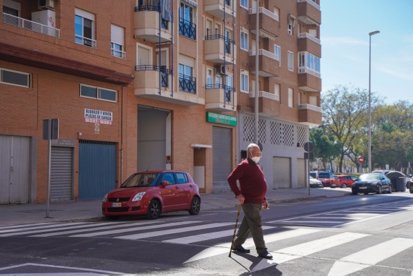 Castelló incorpora nuevos pasos sobreelevados para reducir la velocidad de los vehículos 