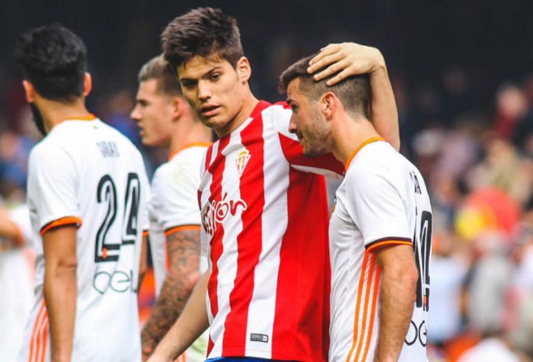 El Valencia CF atento a la situación de Jorge Meré 