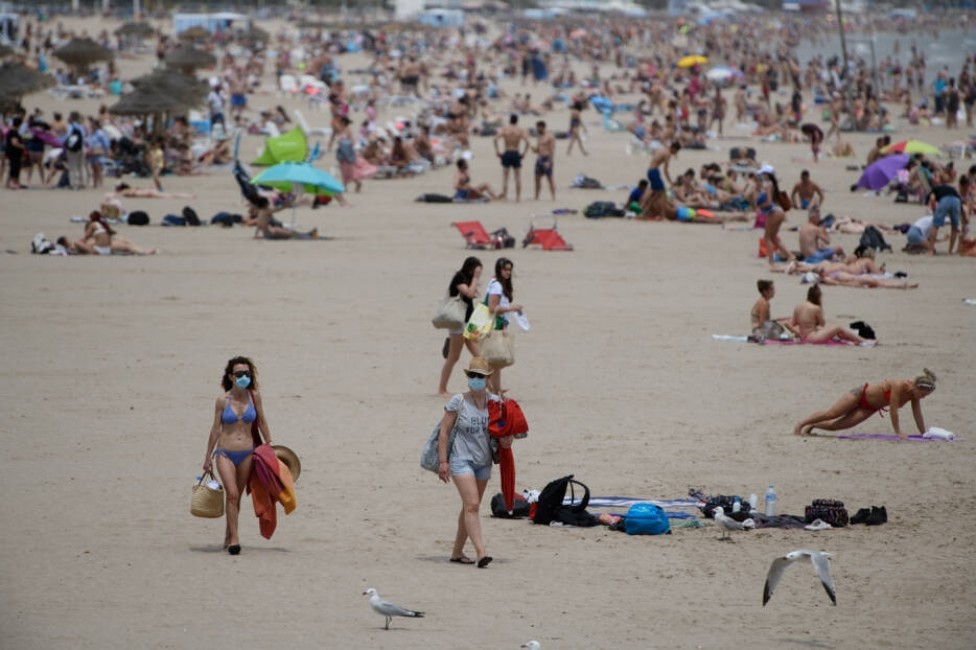Una playa de València, el pasado sábado. Foto: KIKE TABERNER - 