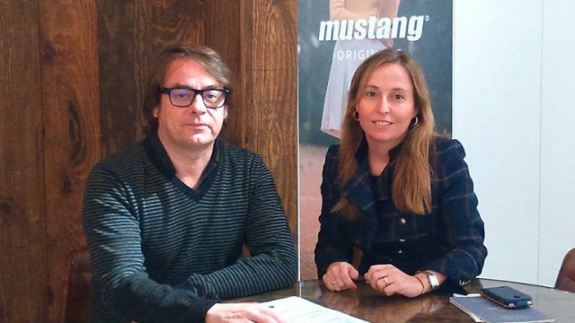 Mustang fusiona sus comercializadoras para unificar la venta física y la 'online'