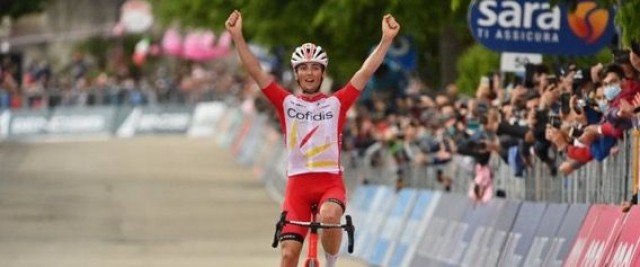 Valter conserva la maglia rosa y Victor Lafay se lleva la etapa