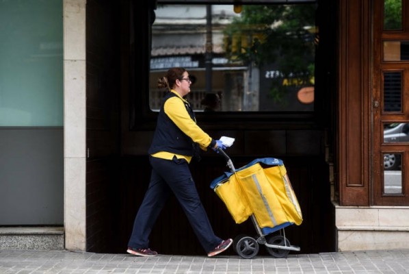 Proximidad elevará al Pleno una propuesta en defensa de Correos de Vila-real para evitar recortes