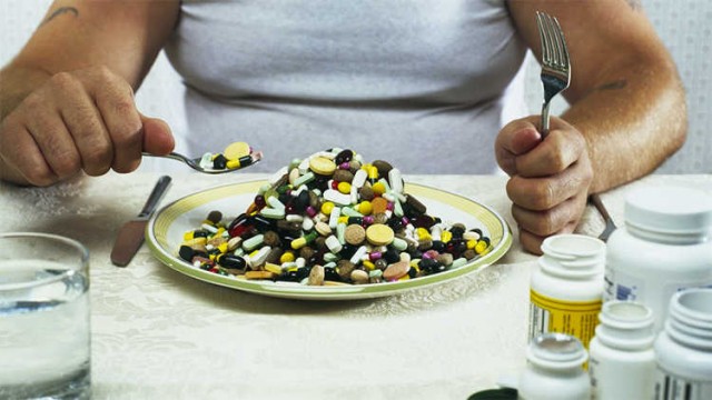 Un estudio de la UA determina que casi el 90% de los usuarios de gimnasios con vigorexia consume suplementos