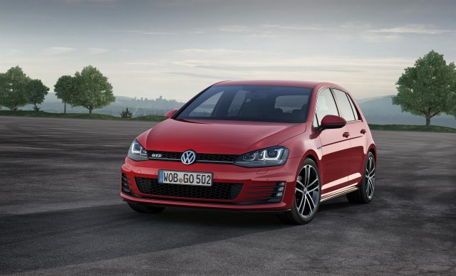 El Volkswagen Golf, el Seat Ibiza y el Renault Mégane, coches de ocasión más vendidos en abril