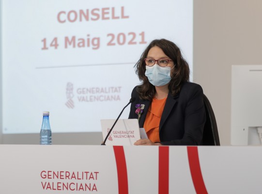 Oltra se suma a las críticas por las ausencias de siete consellers en el próximo pleno de Les Corts