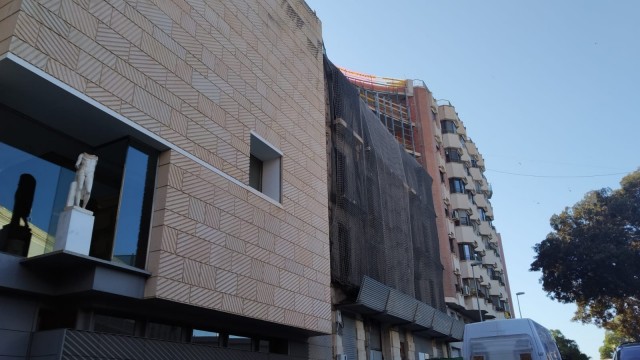Más impulso inmobiliario en Cartagena: el edificio vecino del Teatro Romano resucita tras 15 años bloqueado