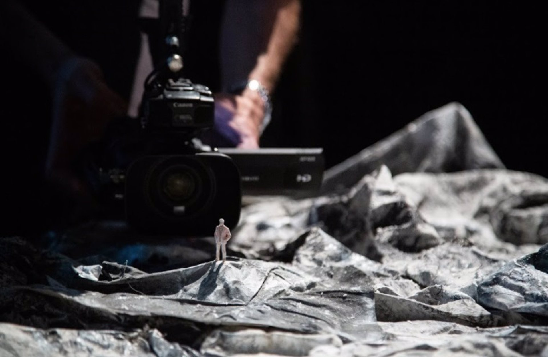 Montes, alienígenas y Putin: 'The Mountain' llega al TEM