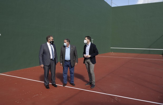 El presidente de la Diputación reivindica la igualdad de servicios entre la costa y el interior