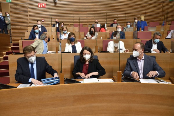 Nuevo ciclo en el Botànic: de acumular comisiones de investigación a rechazar 16 en dos años 