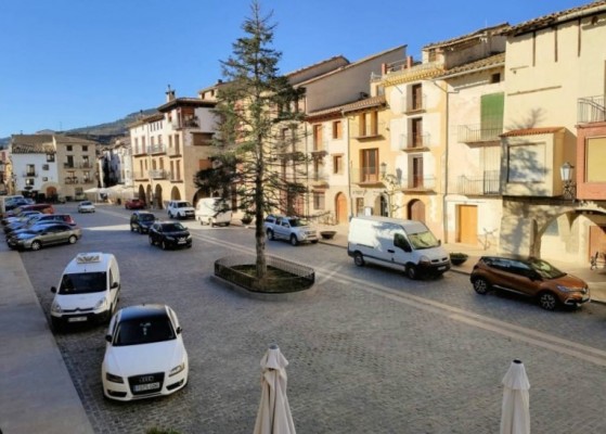 Forcall flexibilizará el uso de sus solares para alzar viviendas municipales y atraer nuevos vecinos