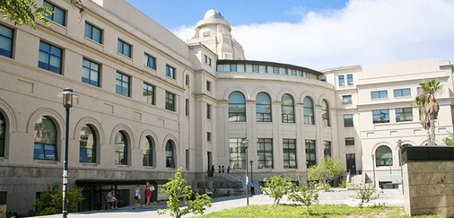 Premian a la UV por incentivar que sus alumnos creen un campus digital