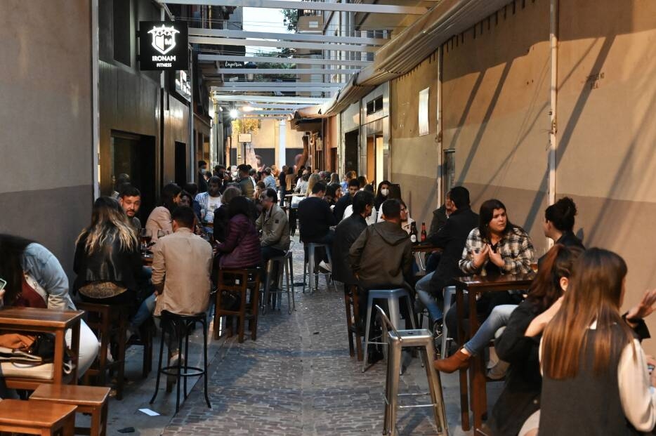 Castelló activa un dispositivo de seguridad para evitar aglomeraciones tras el fin del estado de alarma
