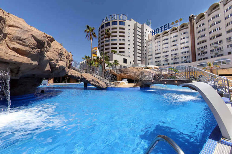 Marina d'Or ultima las mejoras en el complejo para reabrir el 1 de junio