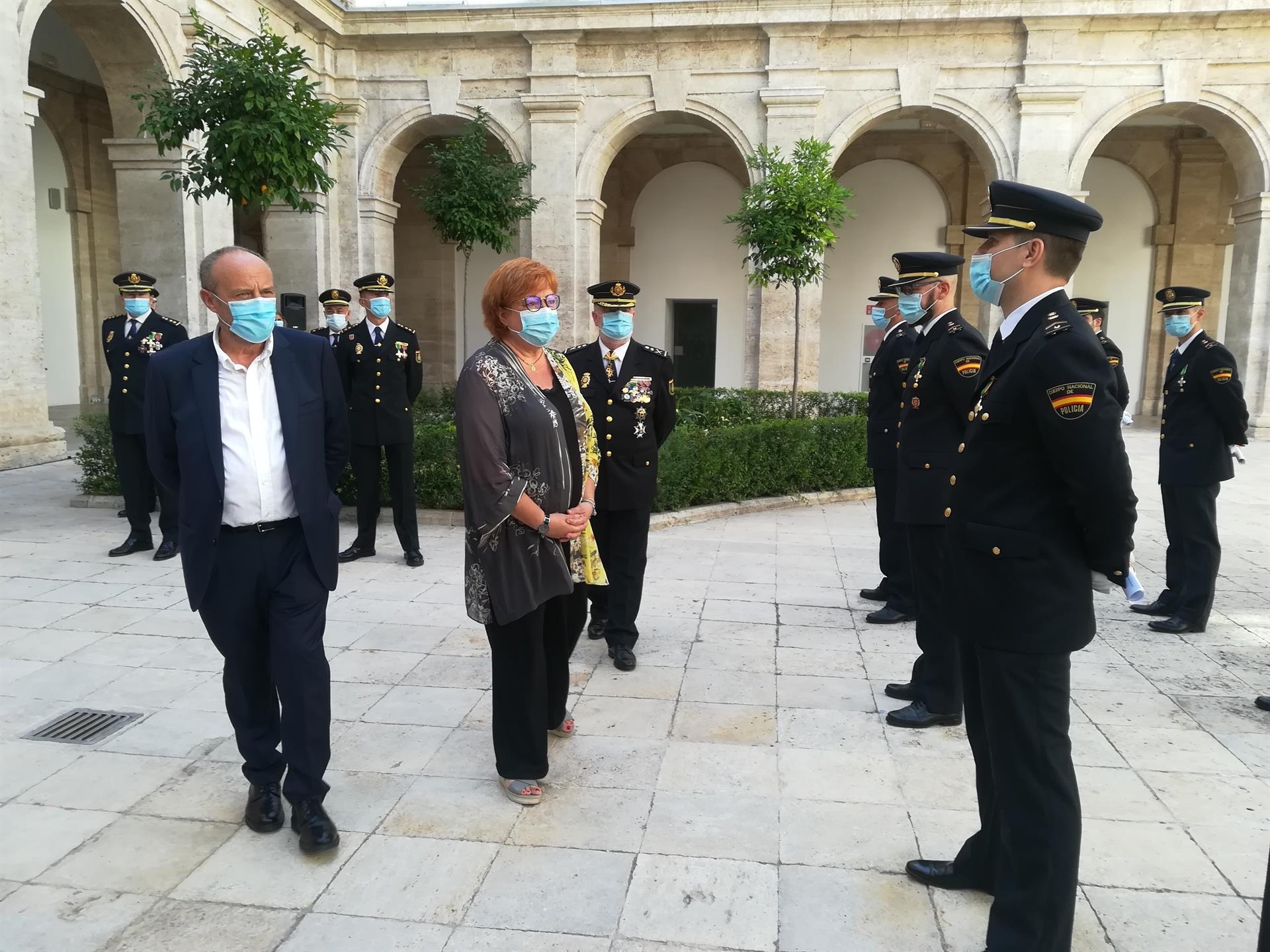 Gloria Calero junto al subdelegado del Gobierno en Valencia, Rafa Rubio. Foto: DELEGACIÓN DE GOBIERNO  - 