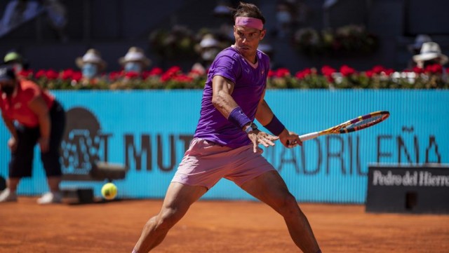Nadal doma a Sinner y arranca con buen pie en Roma