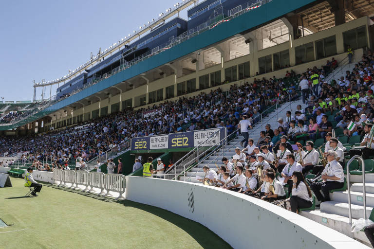 El Gobierno autoriza la vuelta del público a los estadios en la Comunitat Valenciana