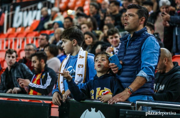 El Gobierno autoriza la vuelta del público a los estadios en la Comunitat Valenciana