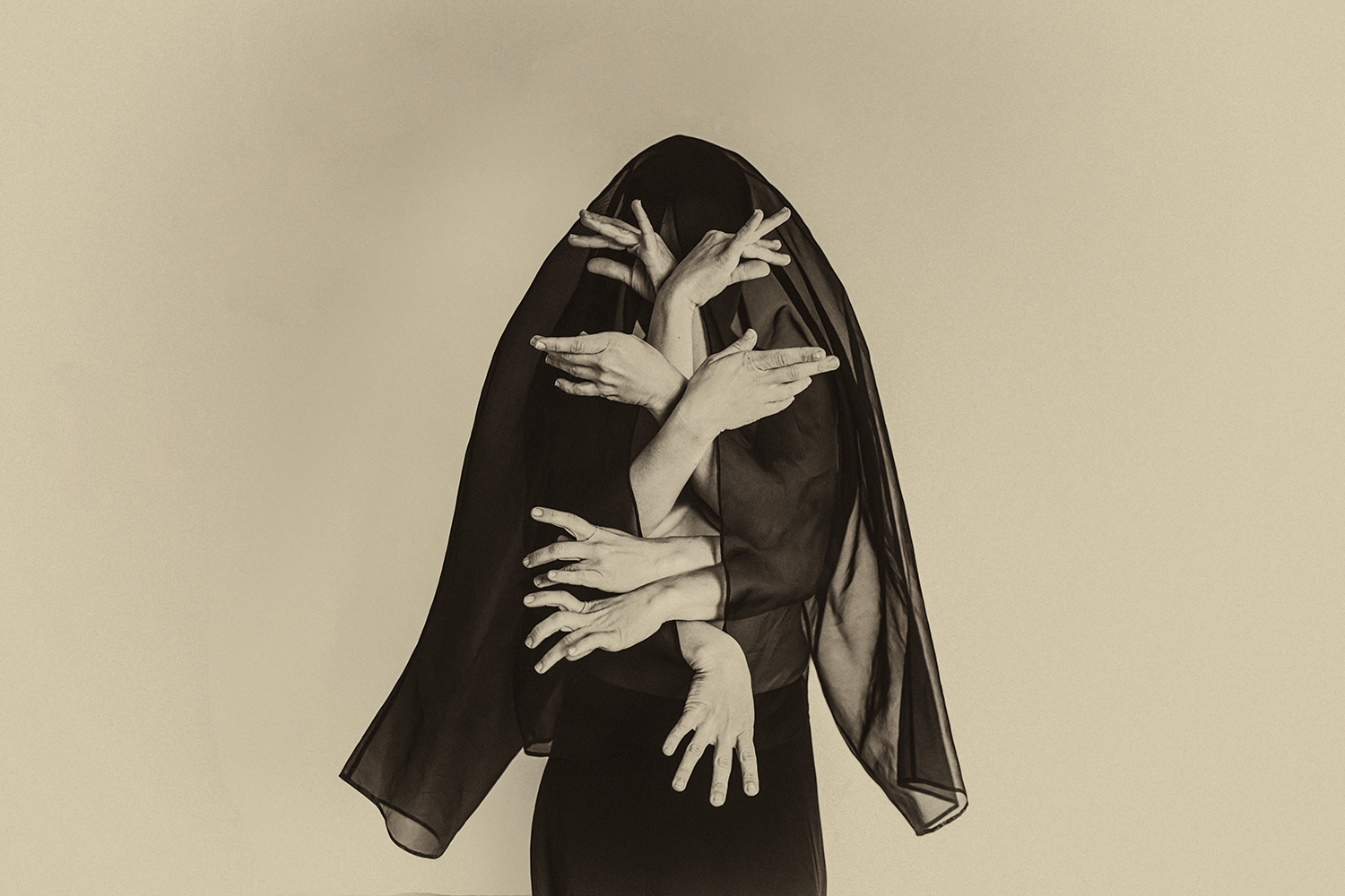 Rocío Molina pone su 'Impulso' sobre el escenario de San Miguel de los Reyes
