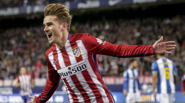 Un solitario gol de Griezmann da la victoria al Atlético que sigue segundo