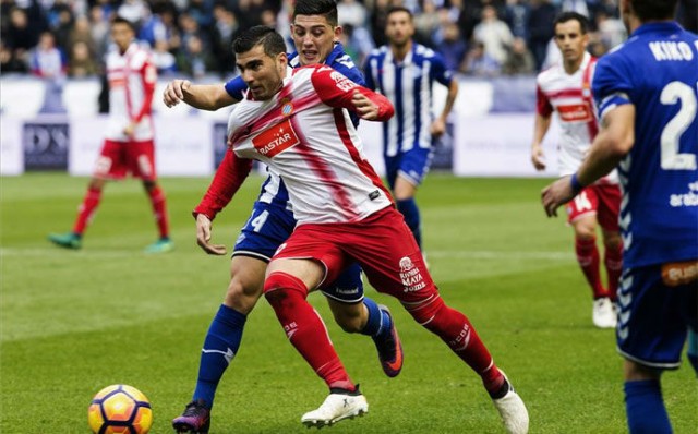 Espanyol y Alavés apuran sus opciones de alcanzar la séptima plaza