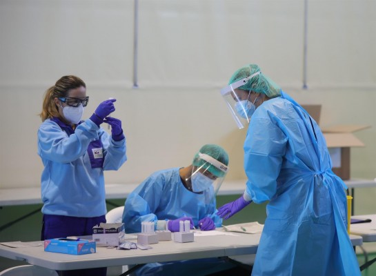 Los contagios siguen a la baja en la provincia de Alicante con 22 casos, y 4 decesos
