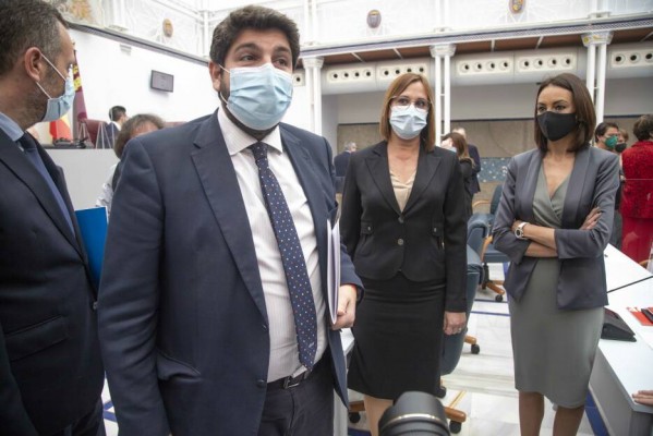 El juez rechaza la denuncia del PSOE por cohecho contra Miras y los cuatro consejeros expulsados de Cs