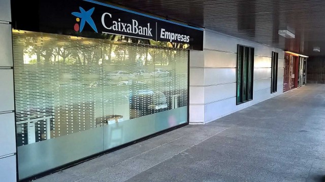 CaixaBank concede 1.314 millones de euros a las empresas de la Comunitat en 2016