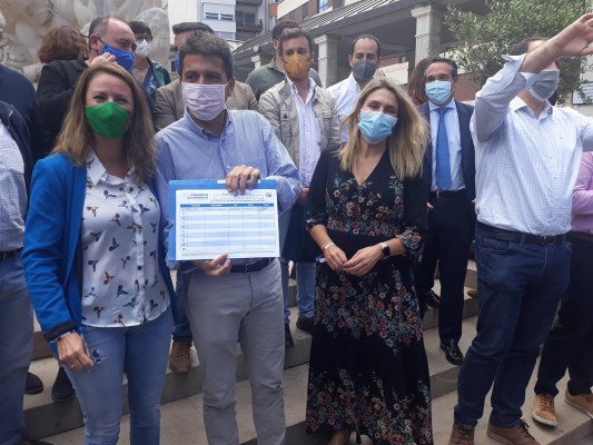 Mazón asegura que respetará la autonomía del PP en Les Corts en el nombramiento del nuevo síndic
