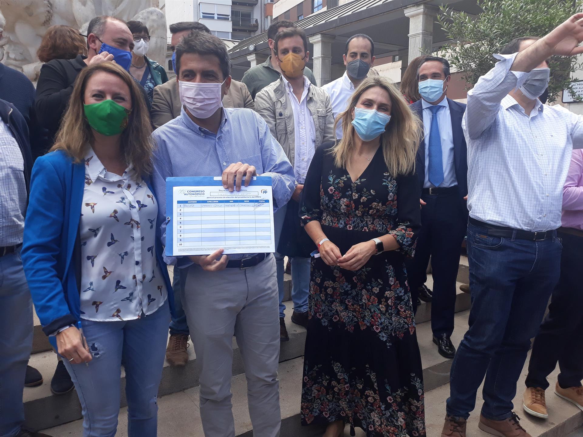 Mazón asegura que respetará la autonomía del PP en Les Corts en el nombramiento del nuevo síndic