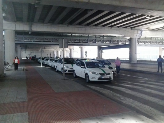 El Supremo mantiene la hora de precontratación de las VTC en Elche, una hora antes que el taxi