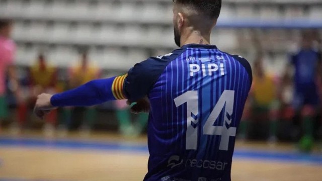El cierre alicantino Pipi pone fin a su etapa en el Bisontes Castellón