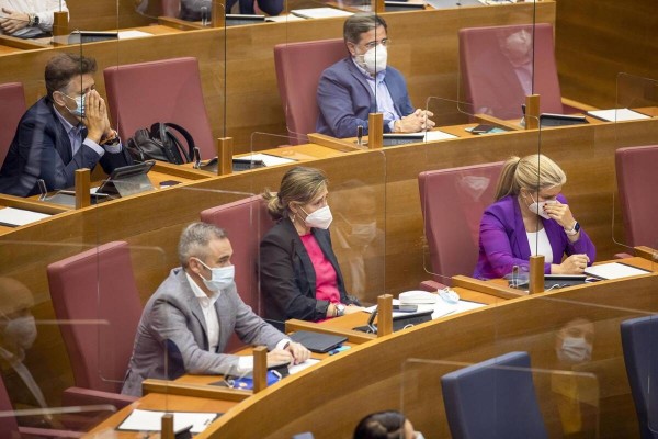 Los tiempos del congreso del PPCV marcan la elección de portavoz en Les Corts