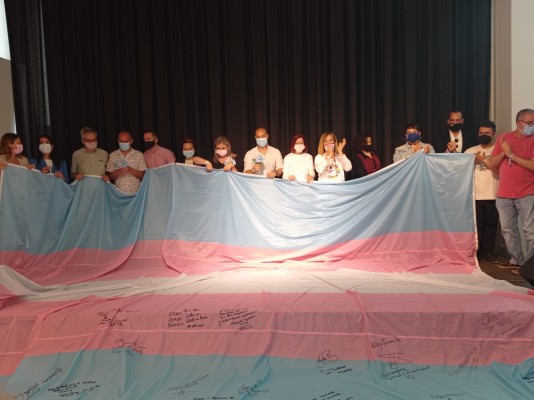 Unides Podem acusa al bipartito de Alicante de ocultar un acto en favor de los derechos trans