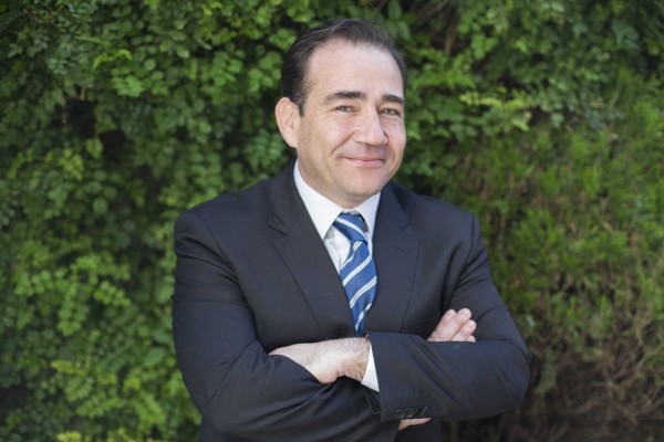 No es de recibo reclamar unidad ante Madrid y al mismo tiempo desplazar allí la empresa