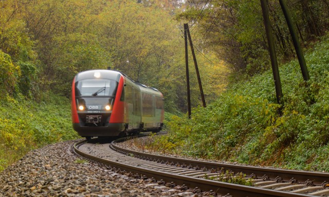 CAF y Alstom se disputan un contrato del tren Maya de México valorado en 1.500 millones