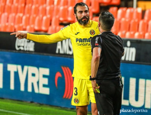 Albiol afirma que el árbitro tuvo 