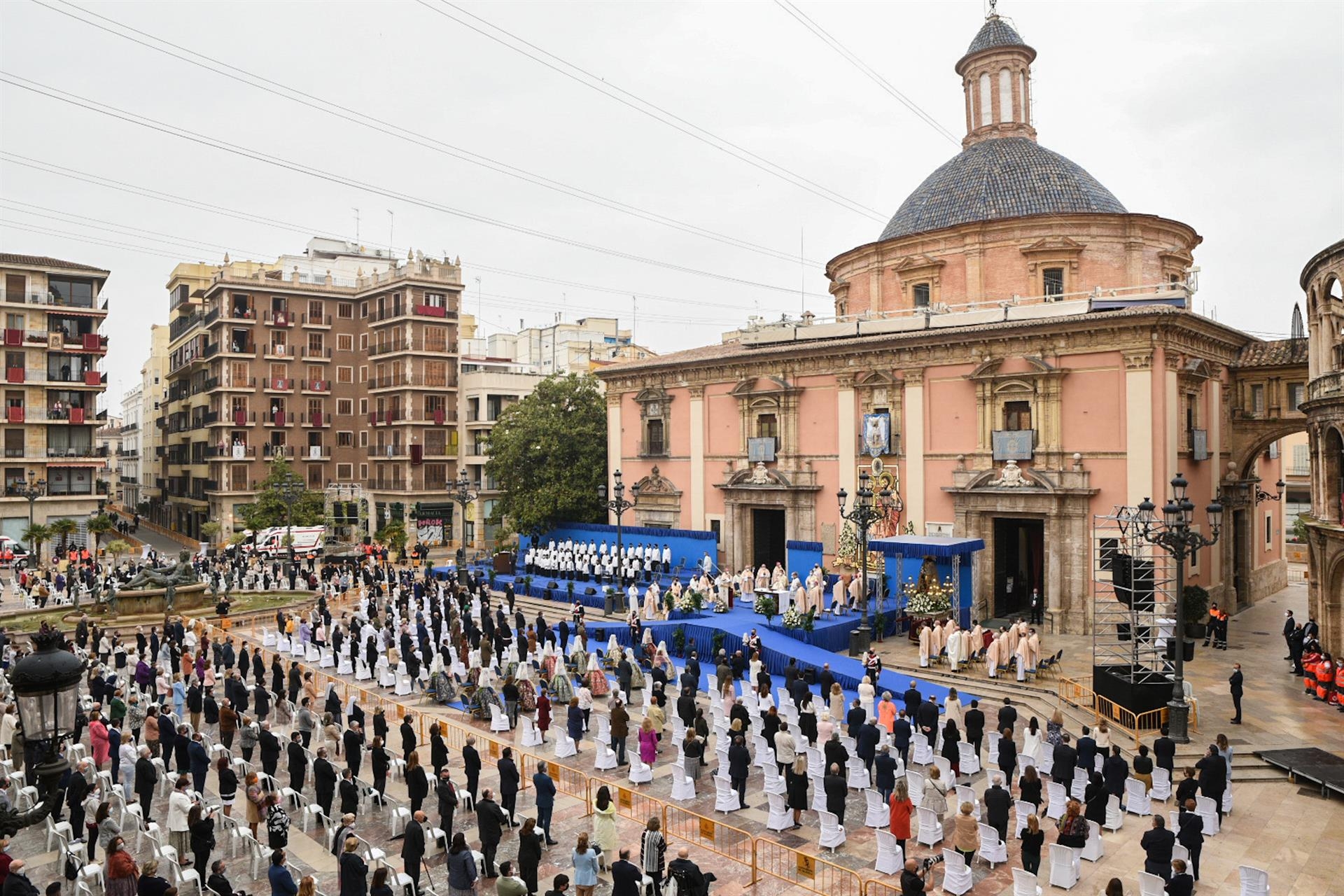 València celebra sin incidentes la Missa d'Infants, el primer acto multitudinario del último año
