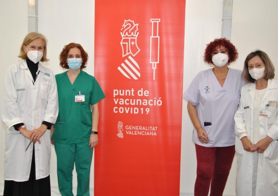 El 99,6% de los sanitarios adquiere inmunidad tras vacunarse, según un estudio del General de Castelló