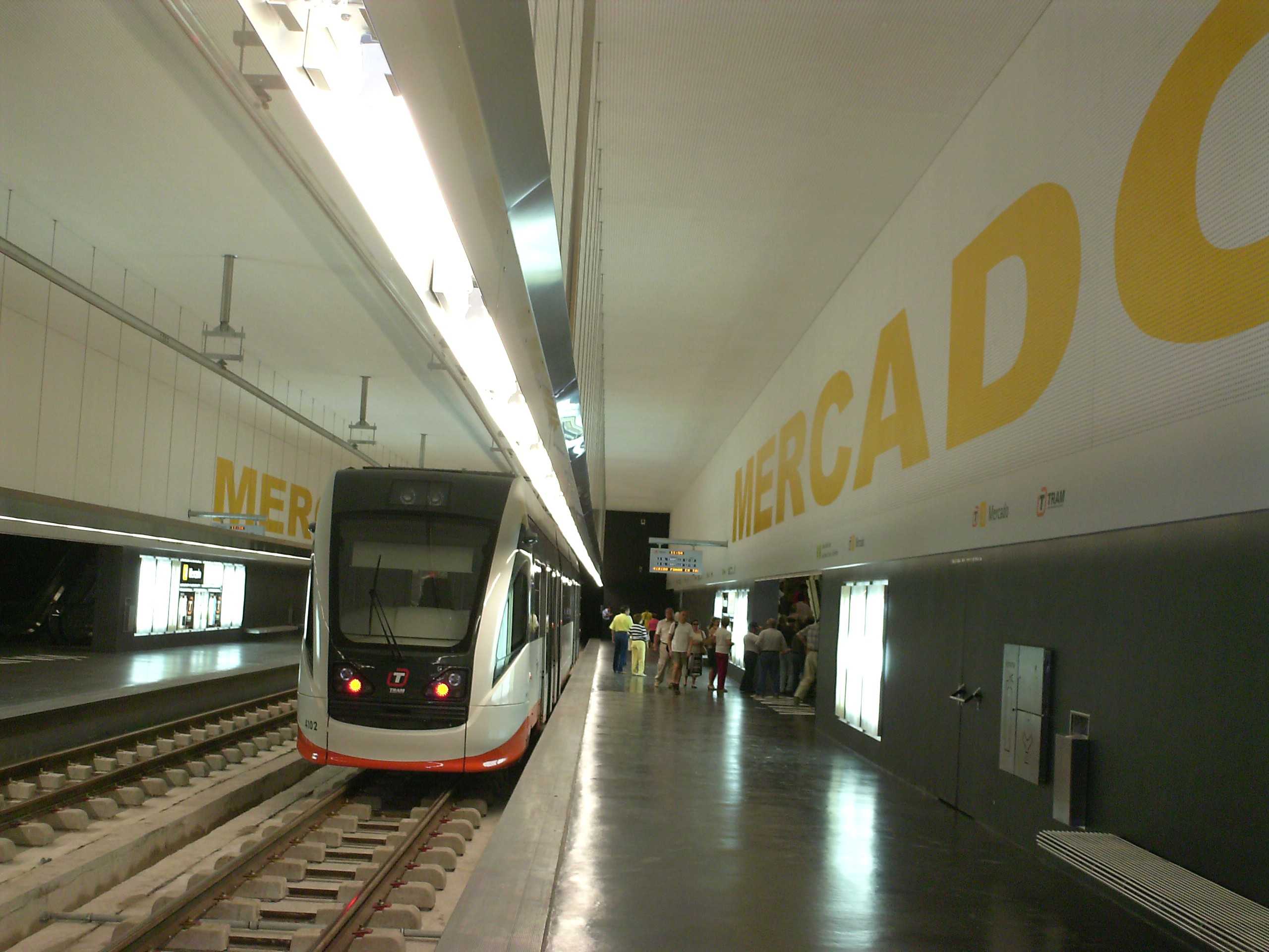 La estación de Mercado del TRAM de Alicante.  - 