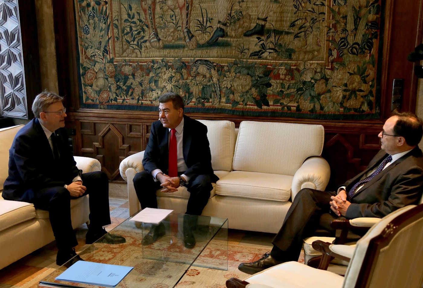 Ximo Puig, Carlos Bertomeu y Vicent Soler. Foto: GVA - 