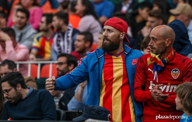 El valencianismo sale a la calle para decirle 