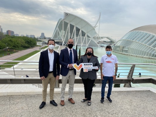 Cárnicas Serrano continuará apoyando al Maratón y Medio Maratón Valencia tres años más